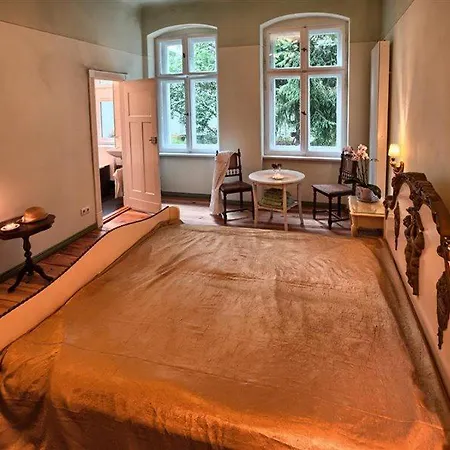 Πανσιόν Friedrich-wilhelm 2*