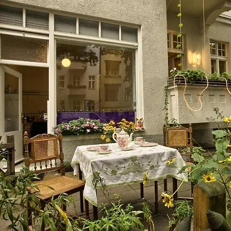 弗里德里希 - 威廉膳食公寓